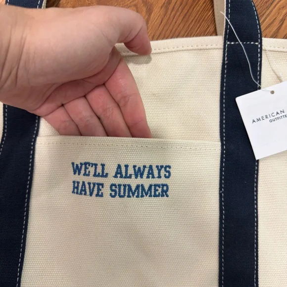 American Eagle Outfitters The Summer I Turned Pretty Tote Bag - Picture 3 of 8